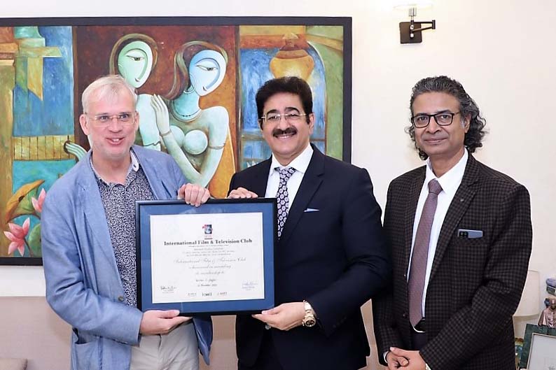 Mr. Wicher J. Slagter